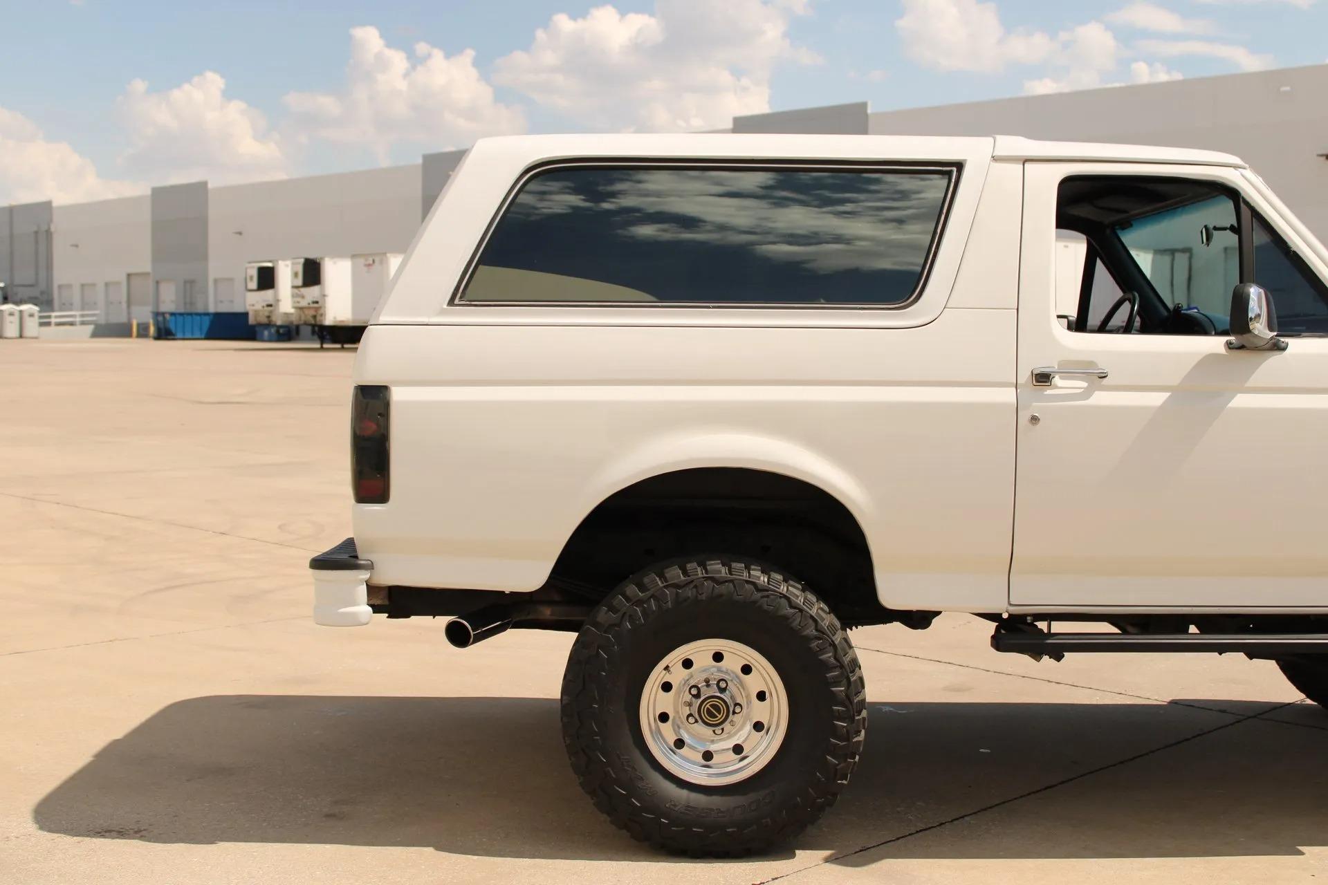 1993 Ford Bronco XLT 4x4