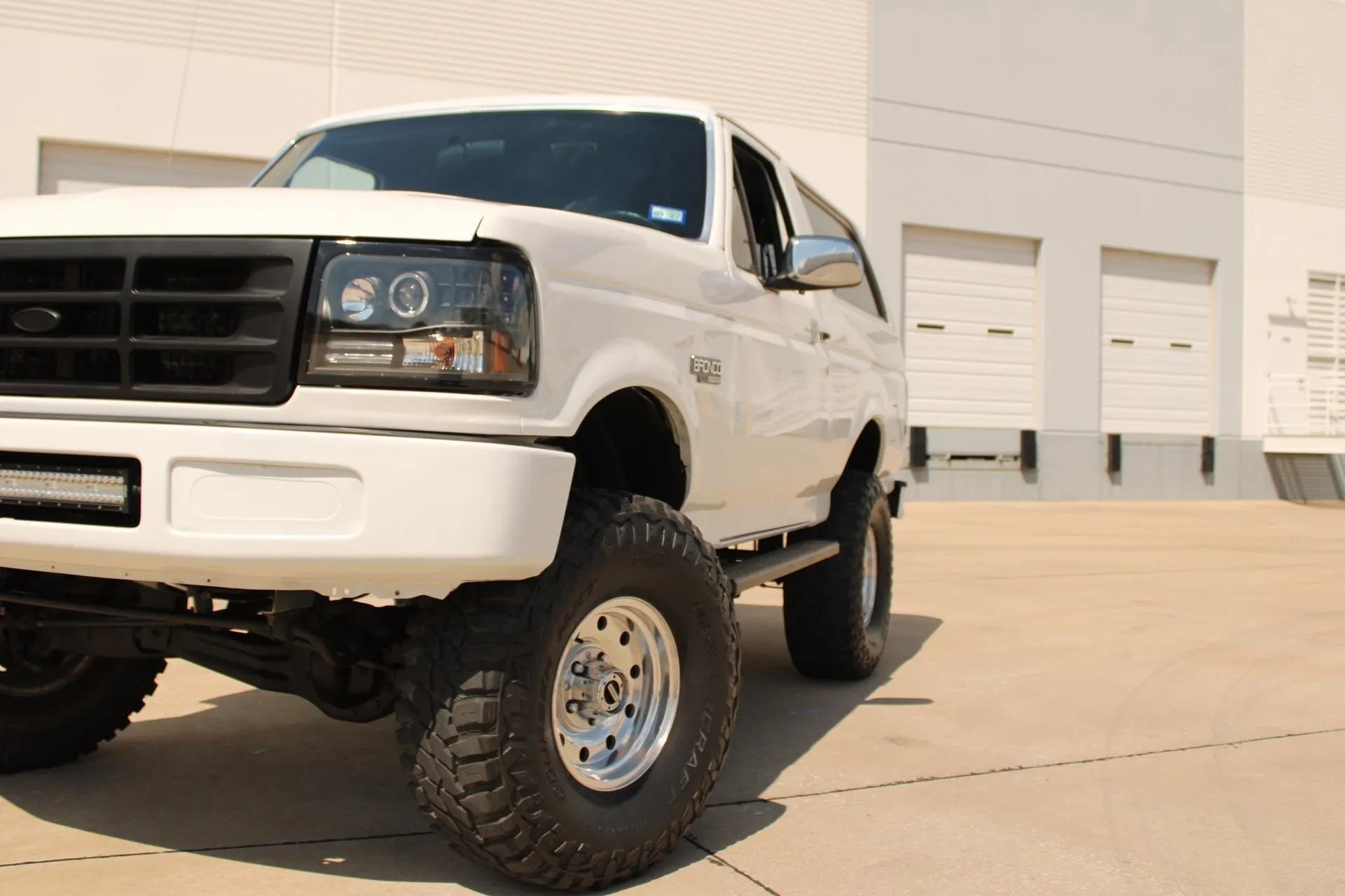 1993 Ford Bronco XLT 4x4