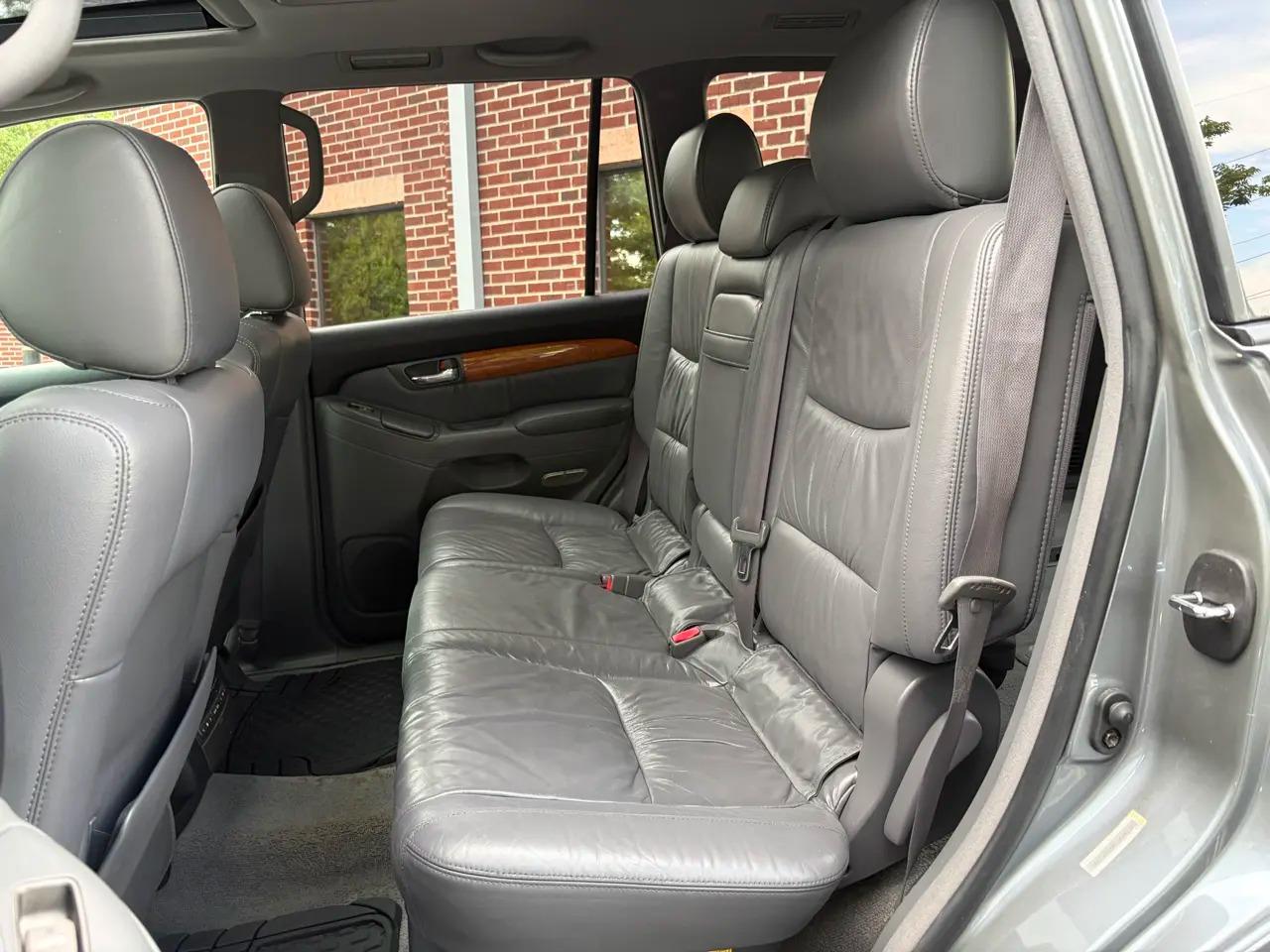 2004 Lexus GX 470
