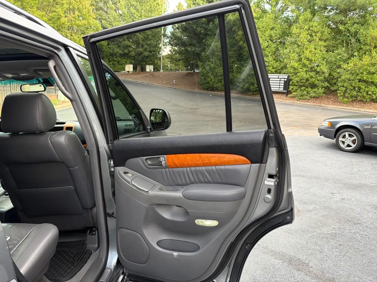 2004 Lexus GX 470