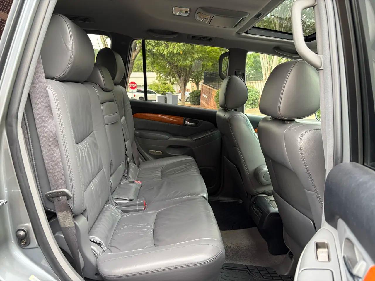 2004 Lexus GX 470
