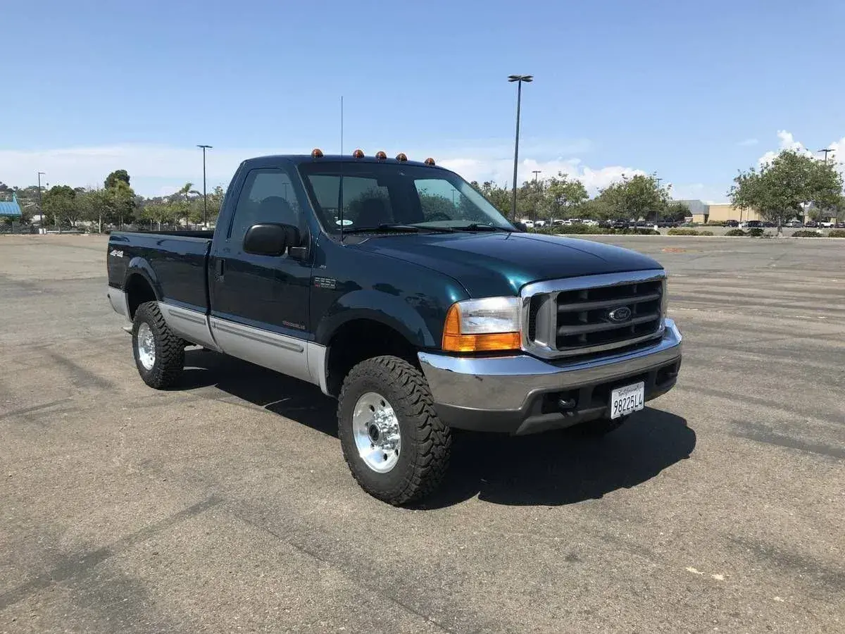 24k-Mile 1999 Ford F-250 Super Duty XLT - 4