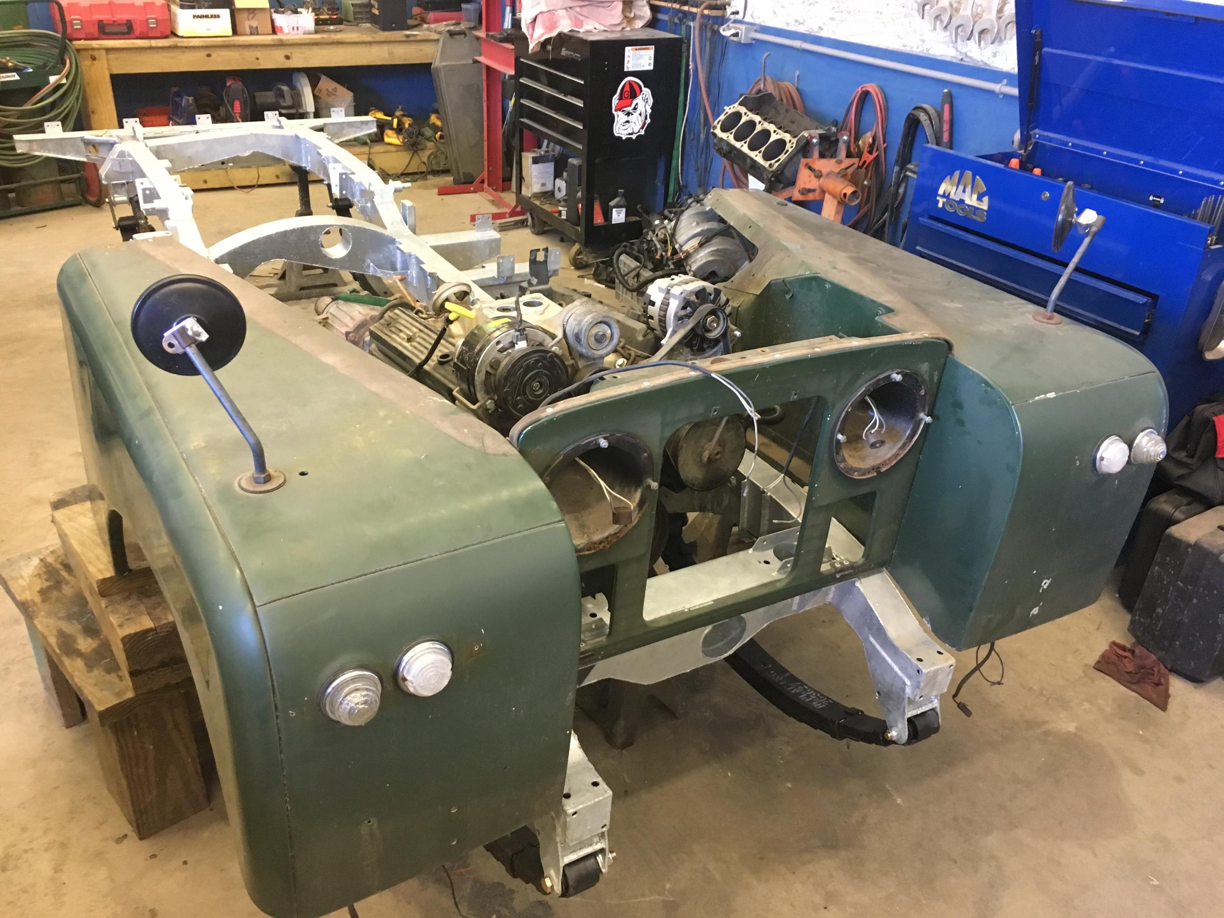 Restored 1962 Land Rover Series IIA 109