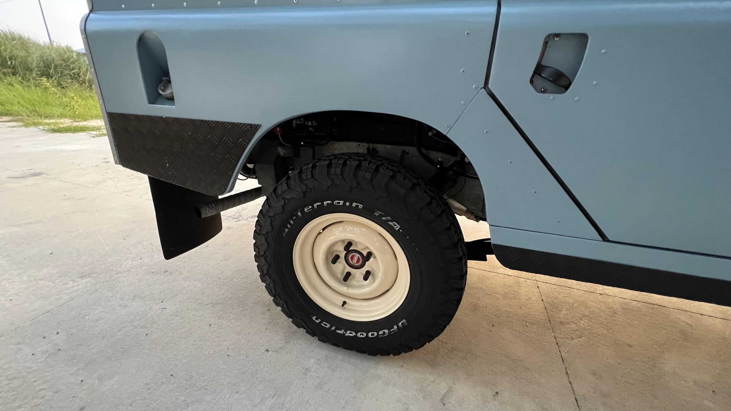 Restored 1962 Land Rover Series IIA 109