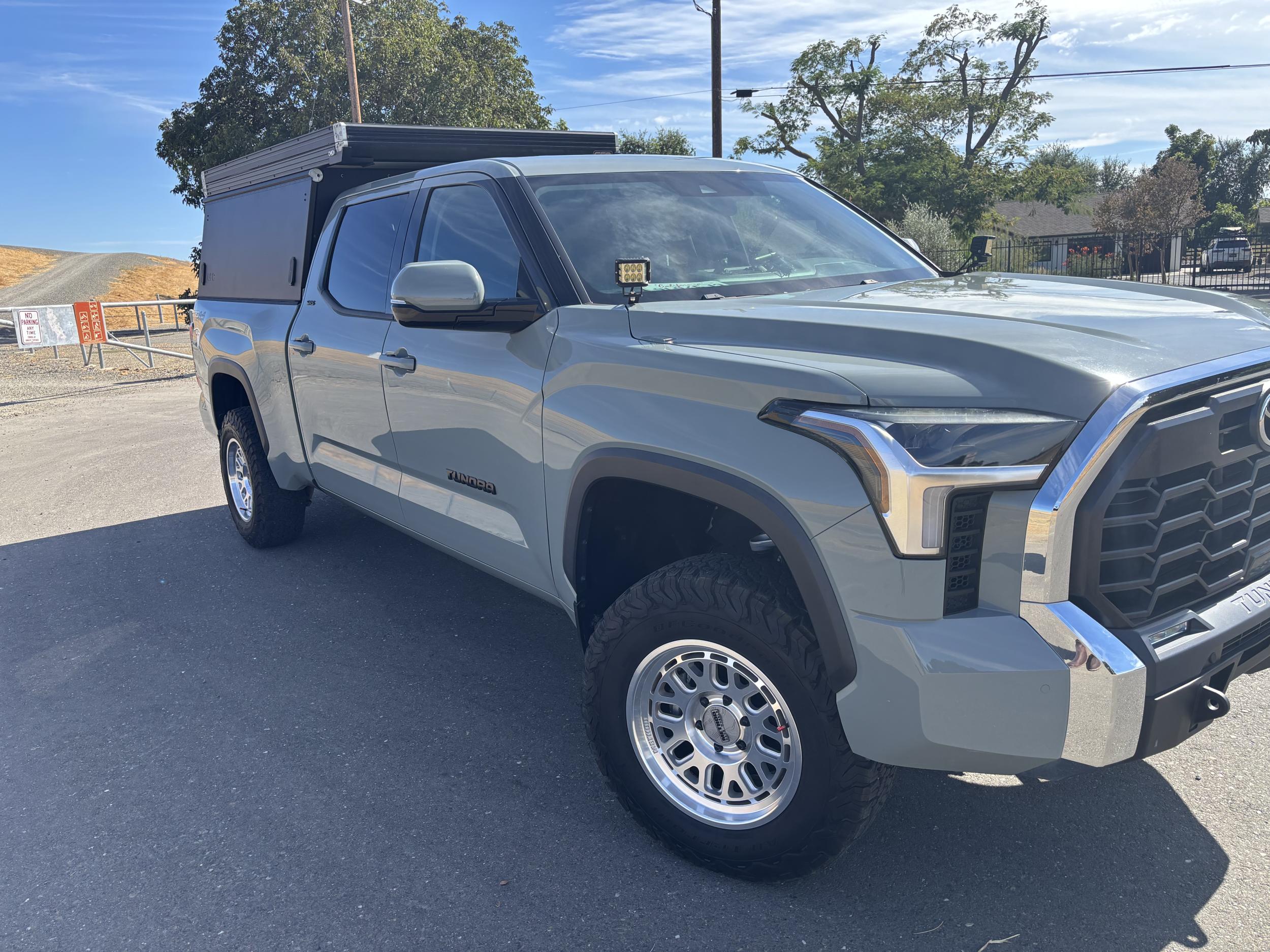 2022 Toyota Tundra TRD Off-Road - 2