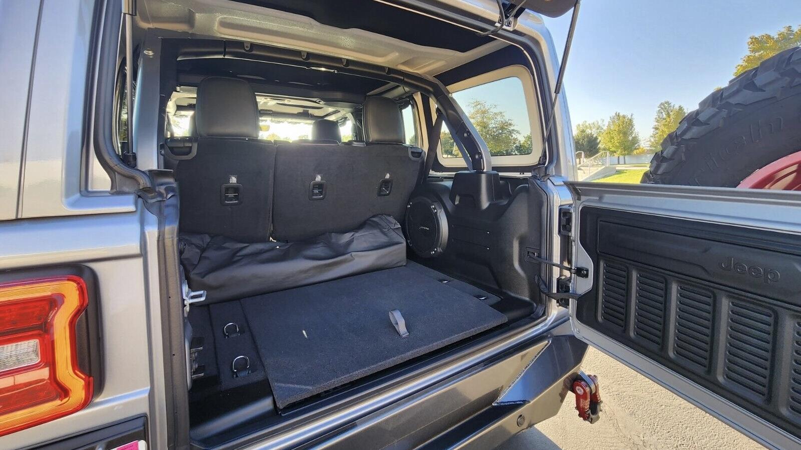 6k-Mile 2021 Jeep Wrangler Rubicon