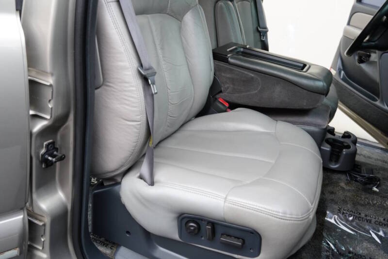 2001 Chevrolet Suburban 2500 LT