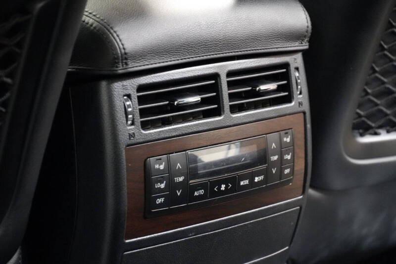 2020 Toyota Land Cruiser Heritage Edition