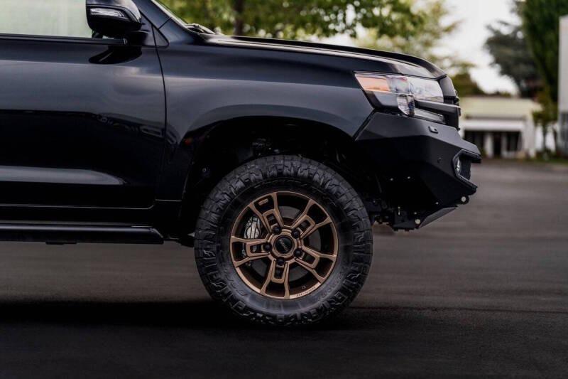 2020 Toyota Land Cruiser Heritage Edition - 4