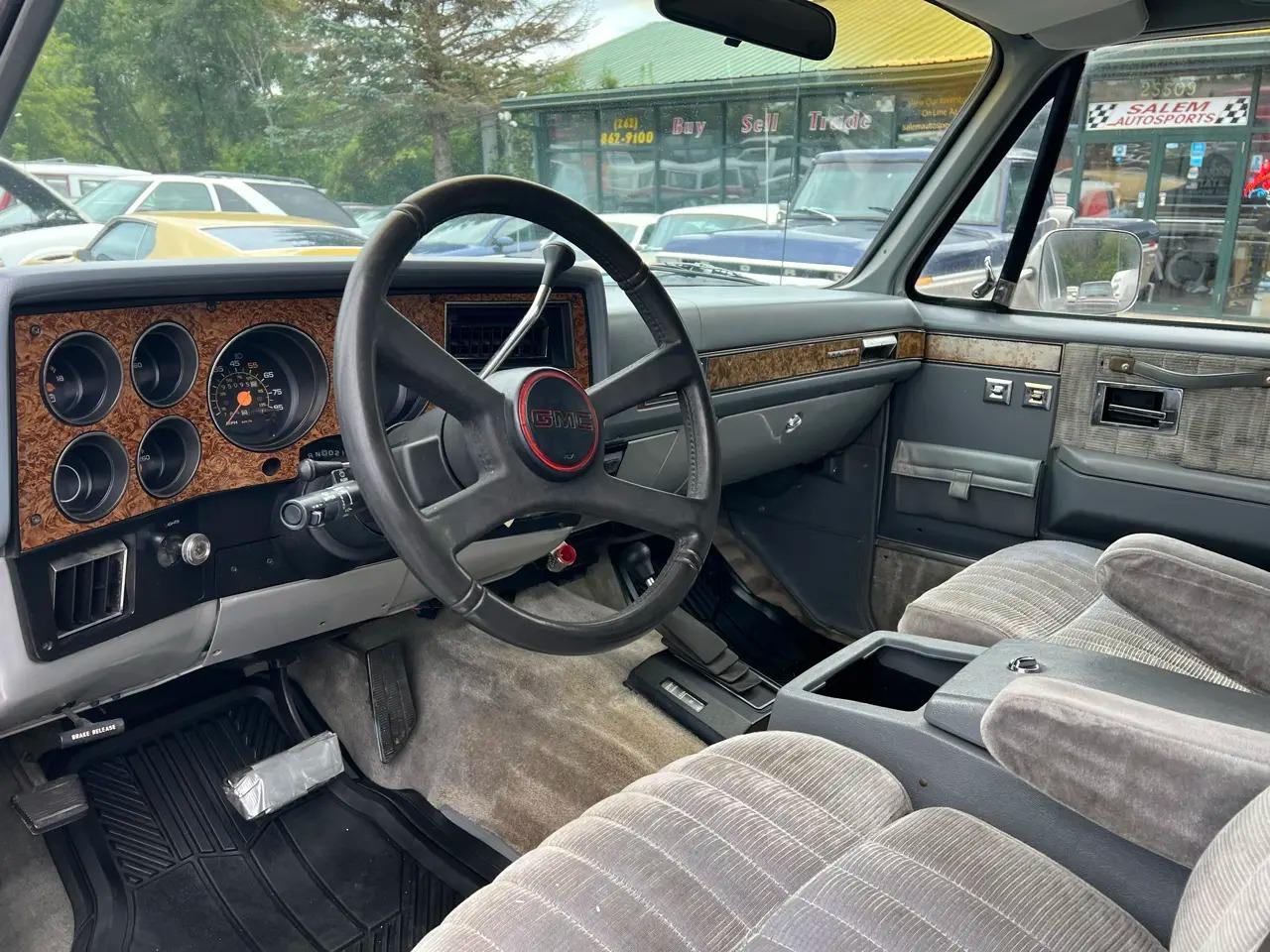 1989 GMC Suburban V15 Tailgate