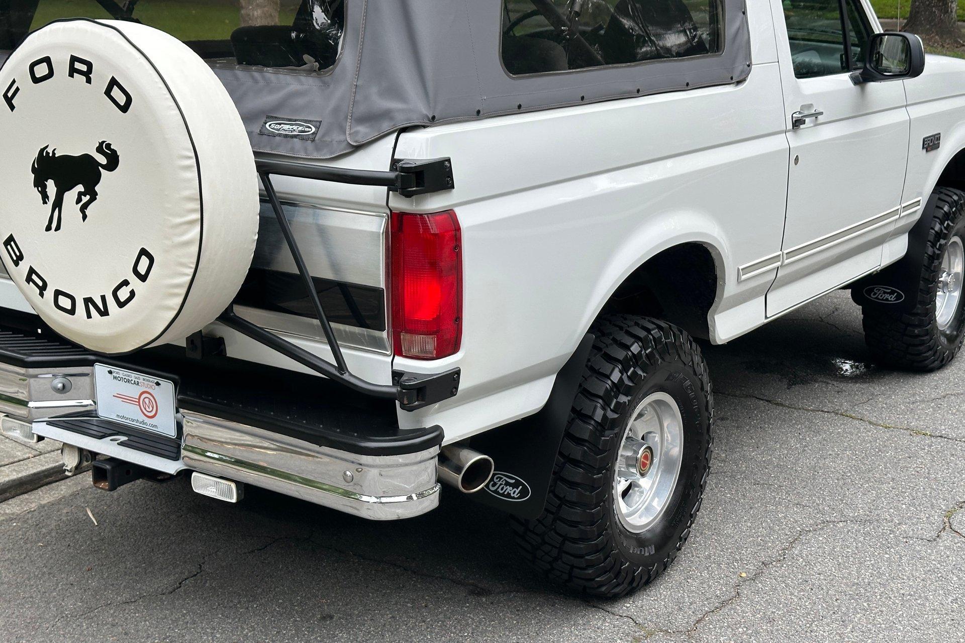 1993 Ford Bronco XLT
