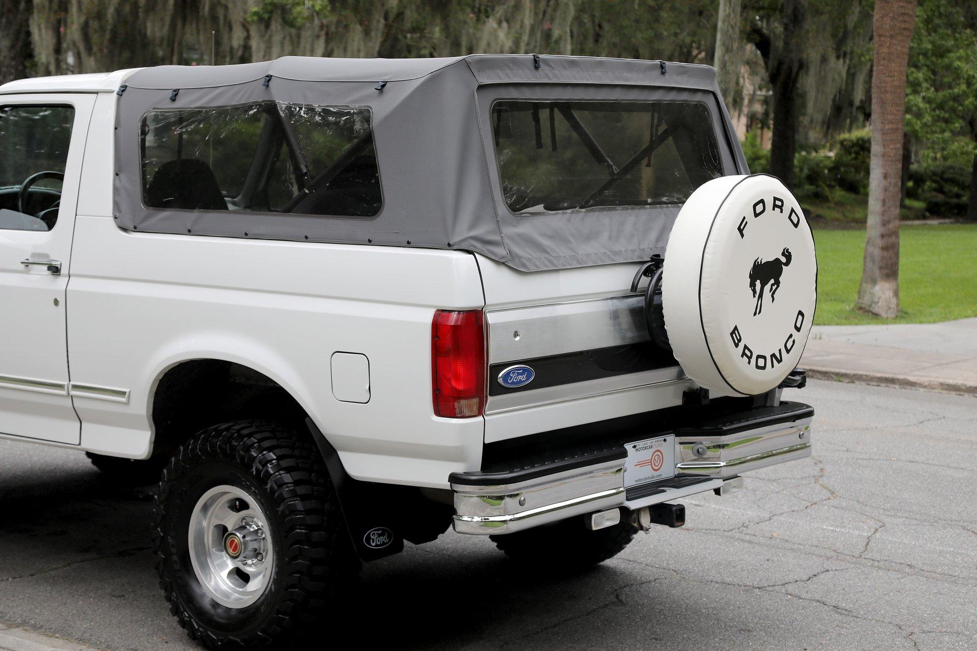 1993 Ford Bronco XLT