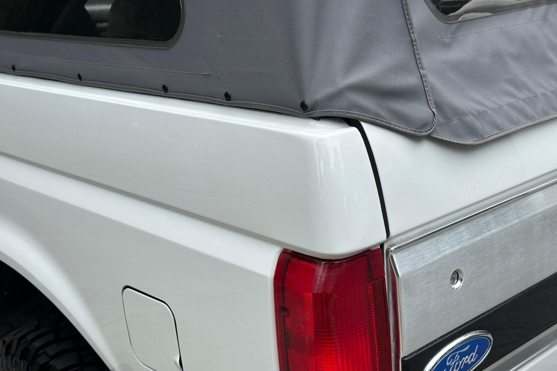 1993 Ford Bronco XLT