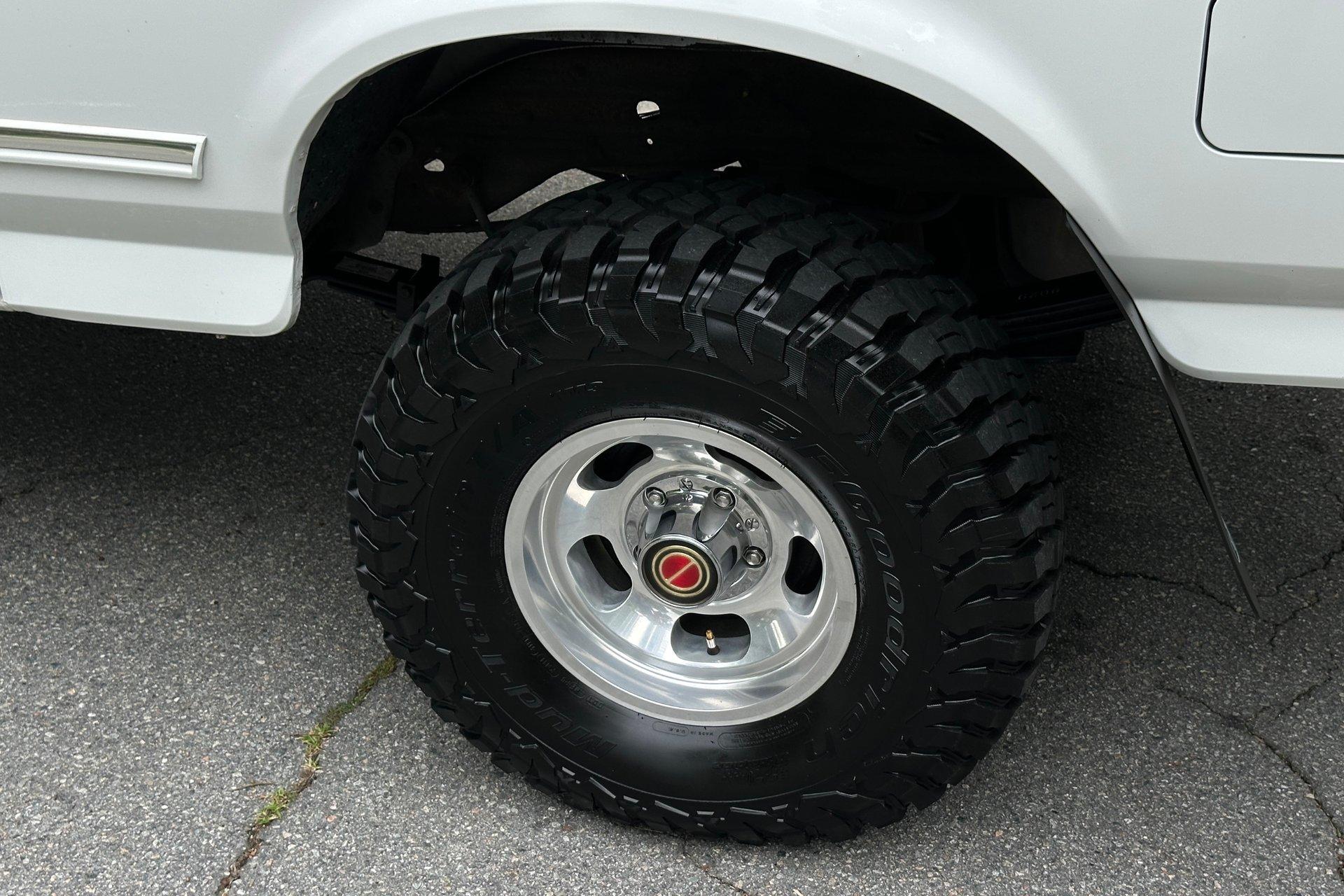 1993 Ford Bronco XLT
