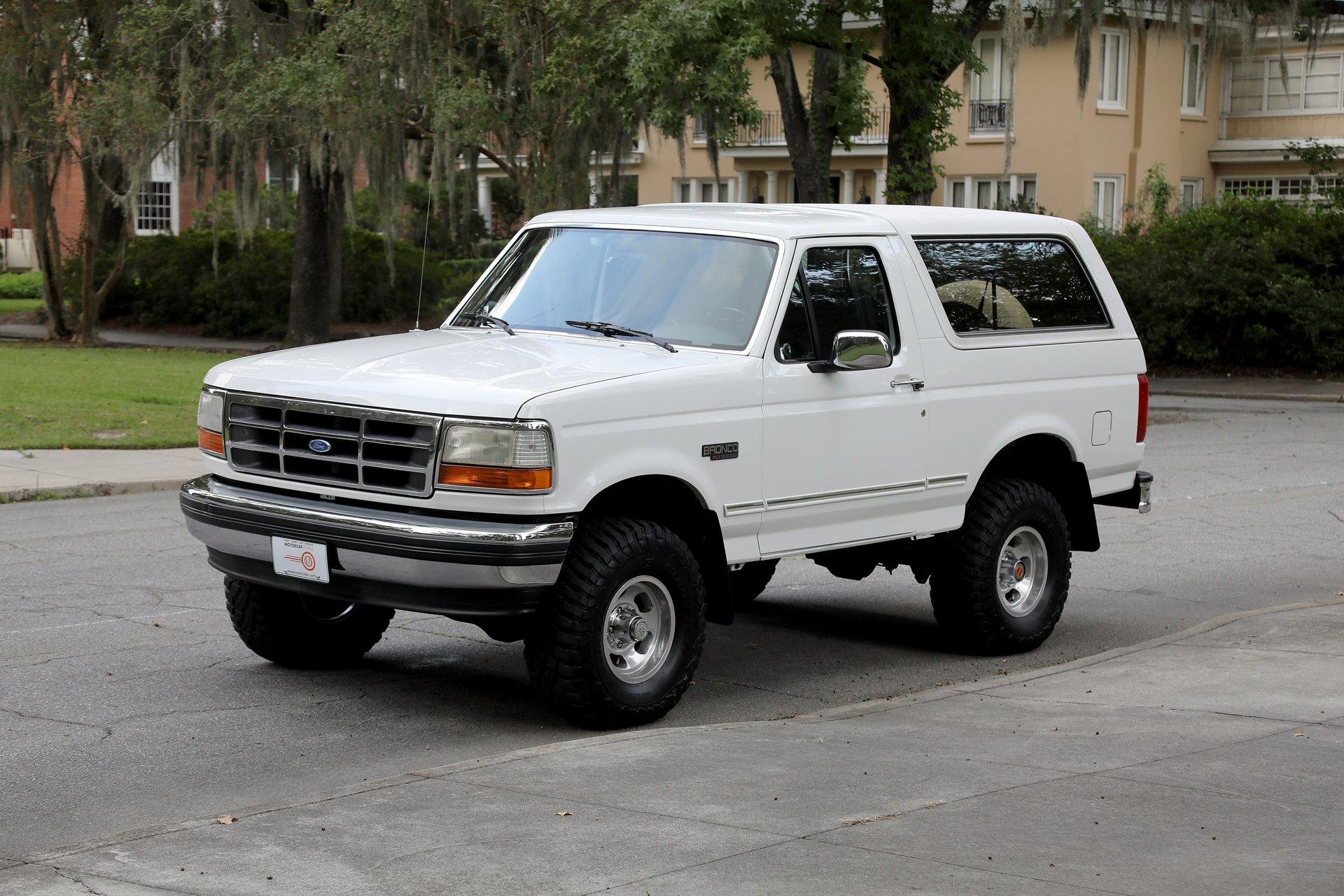 1993 Ford Bronco XLT