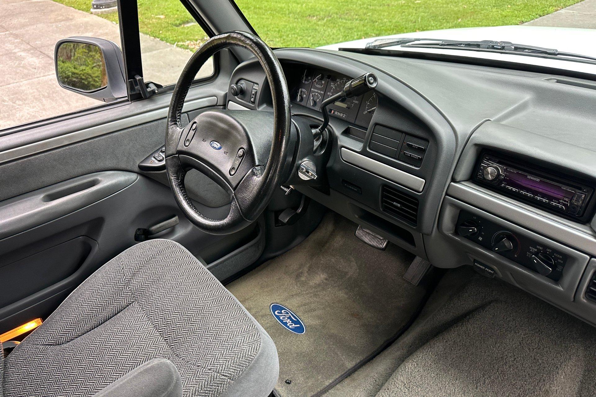 1993 Ford Bronco XLT