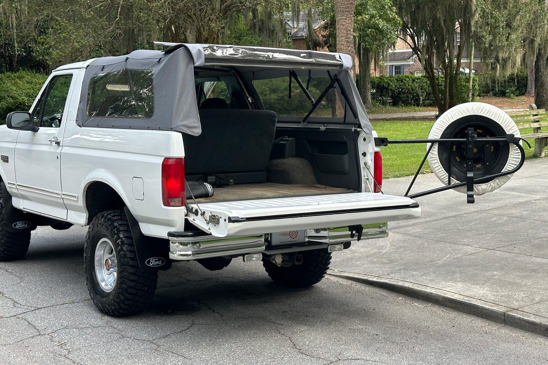 1993 Ford Bronco XLT