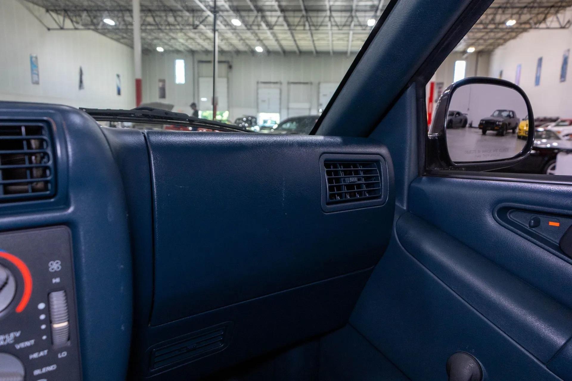 1995 Chevrolet S-10 LS