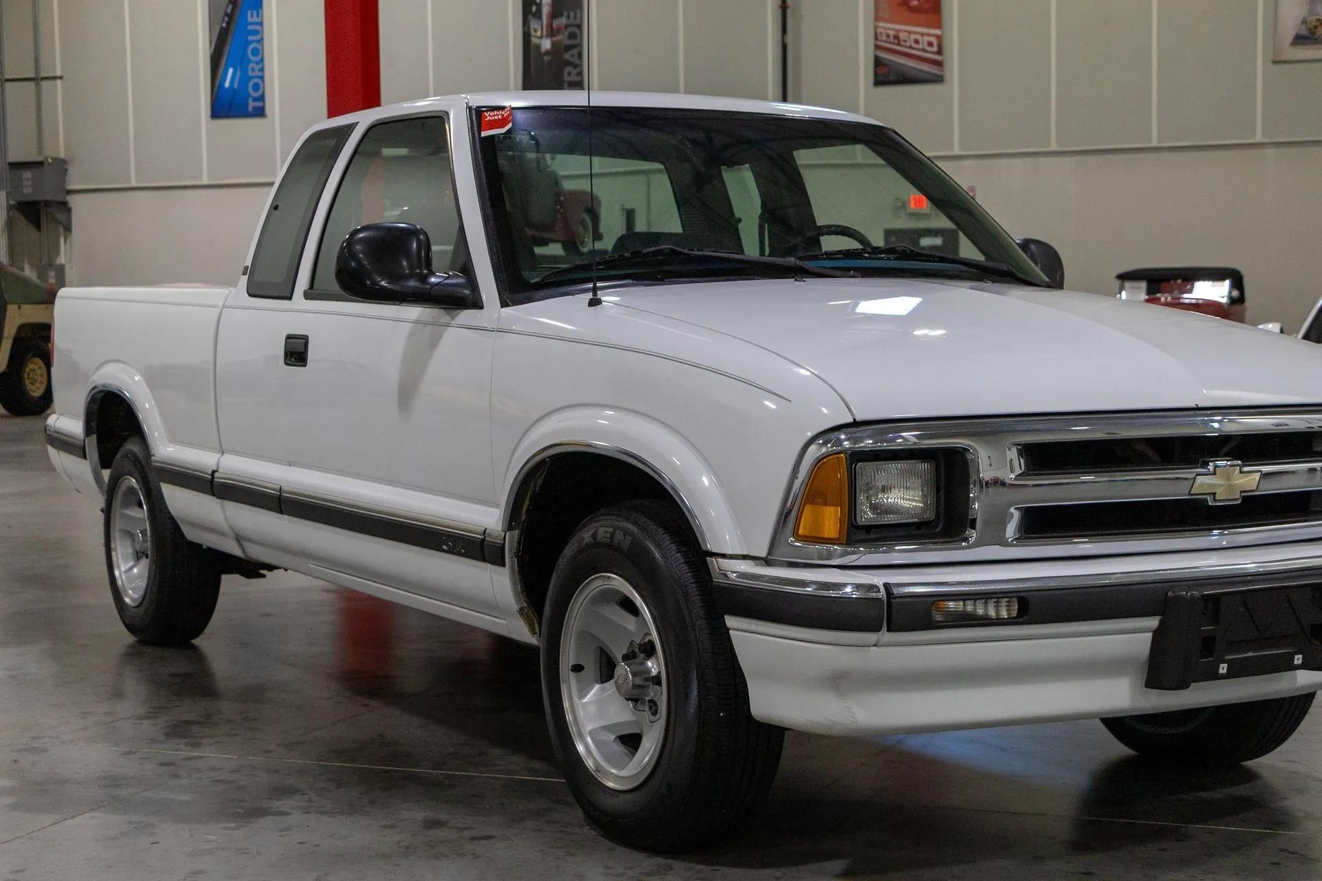 1995 Chevrolet S-10 LS