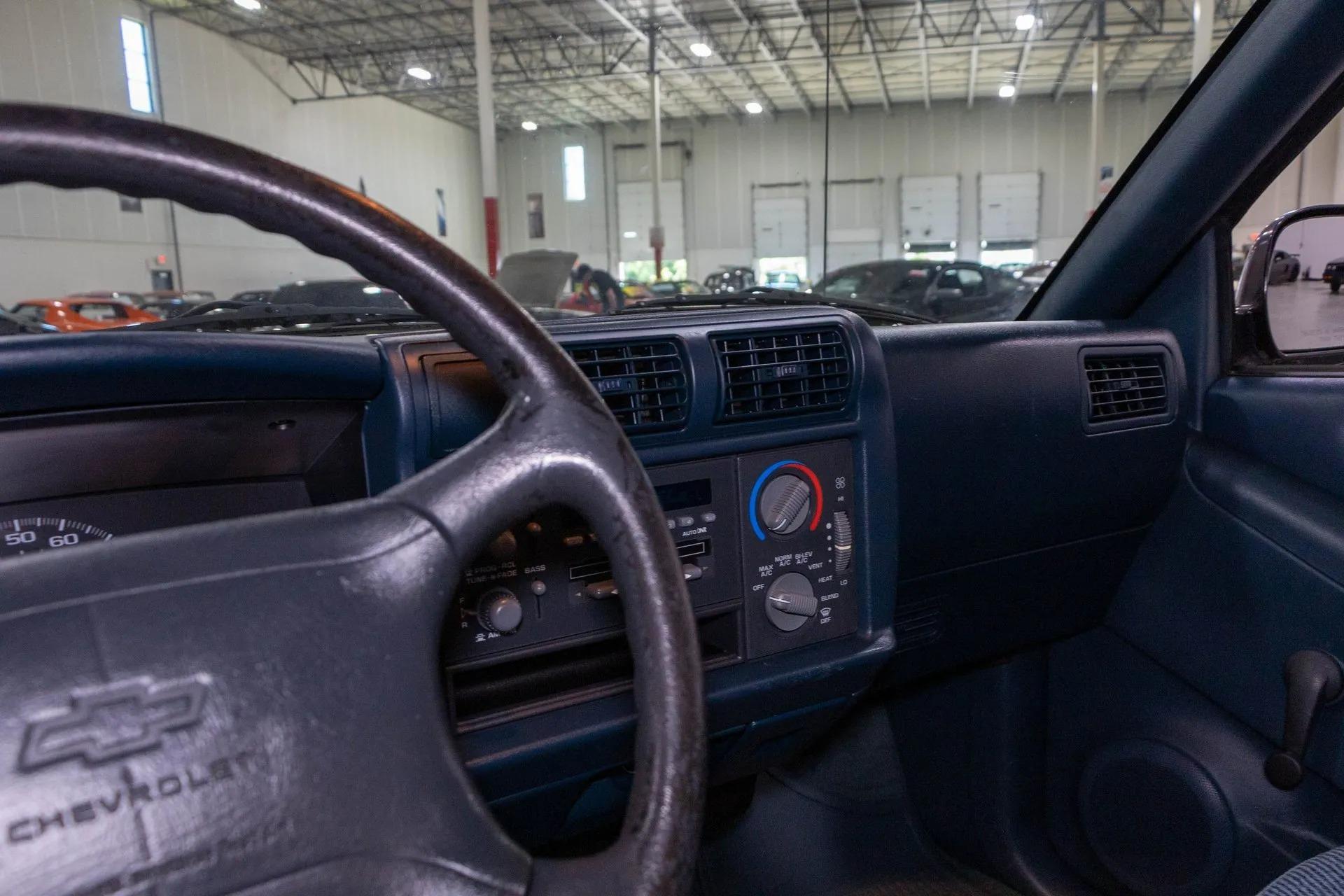 1995 Chevrolet S-10 LS