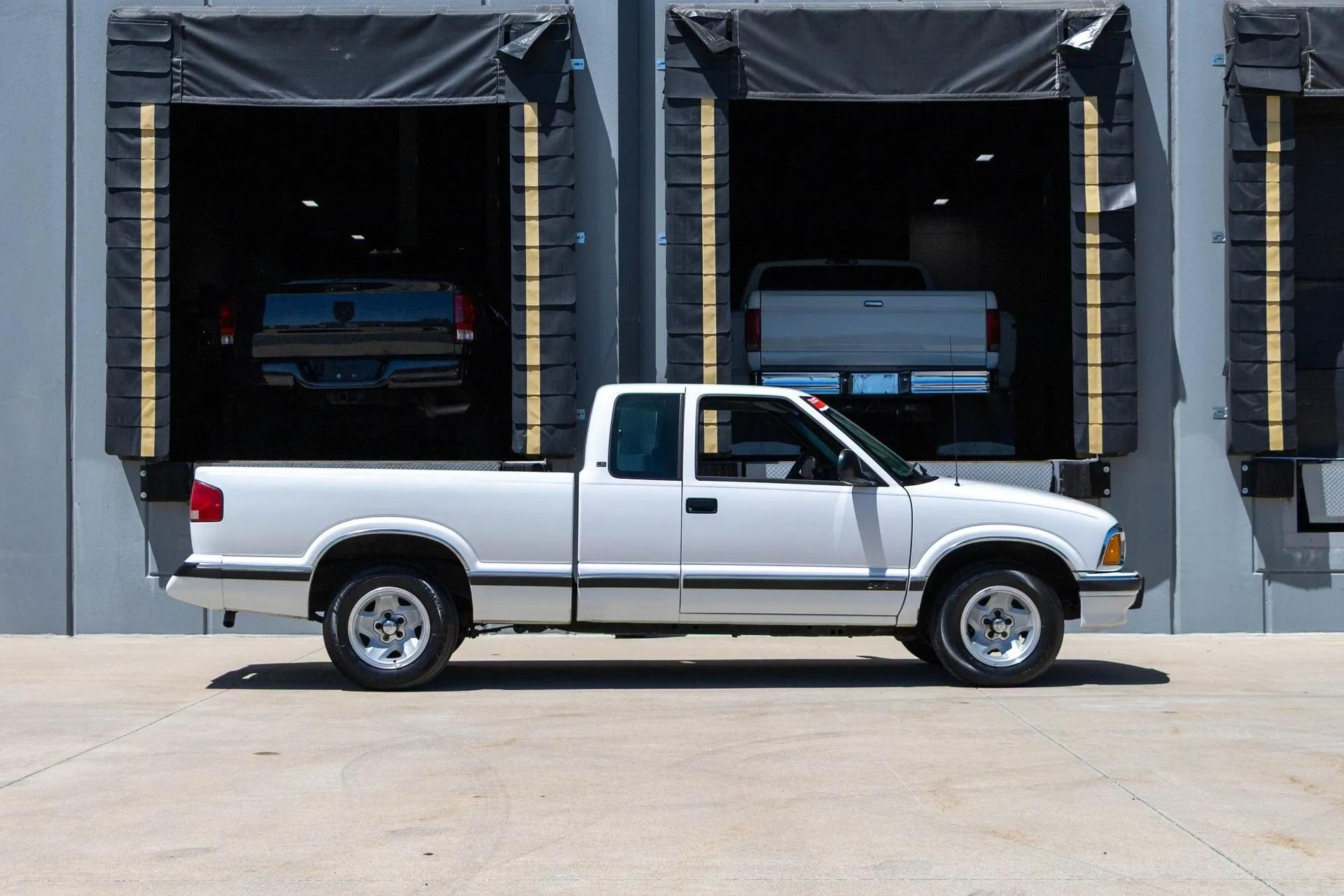 1995 Chevrolet S-10 LS