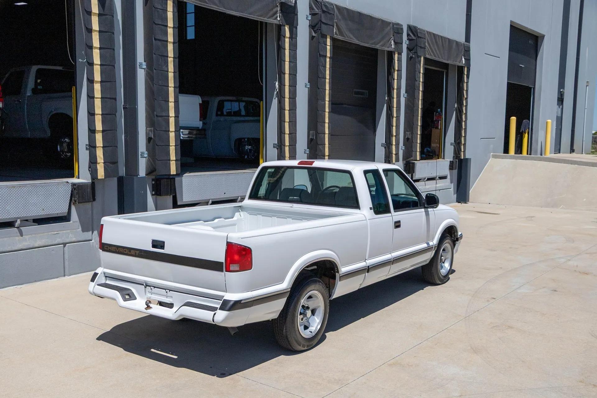 1995 Chevrolet S-10 LS