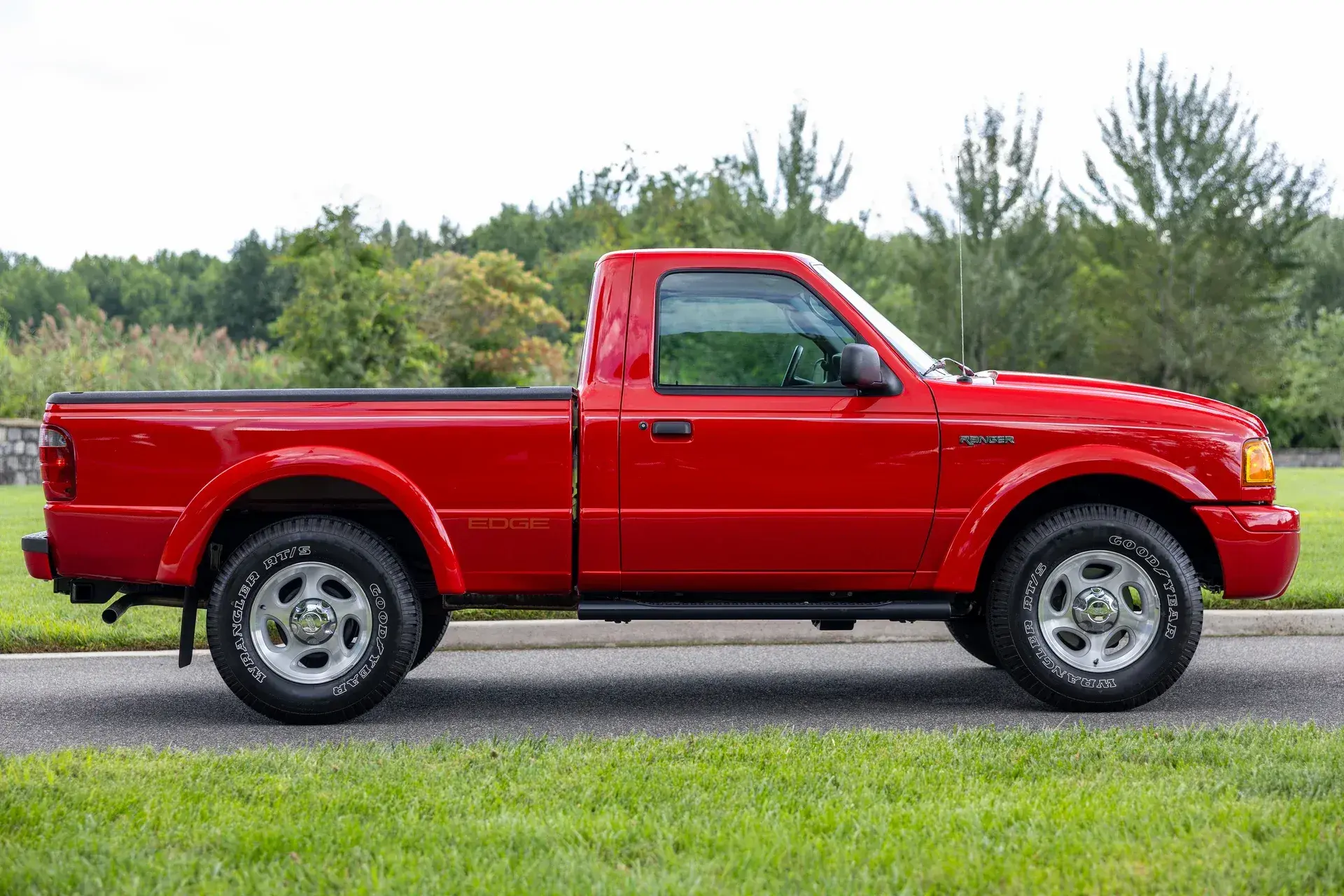 2k-Mile 2003 Ford Ranger Edge