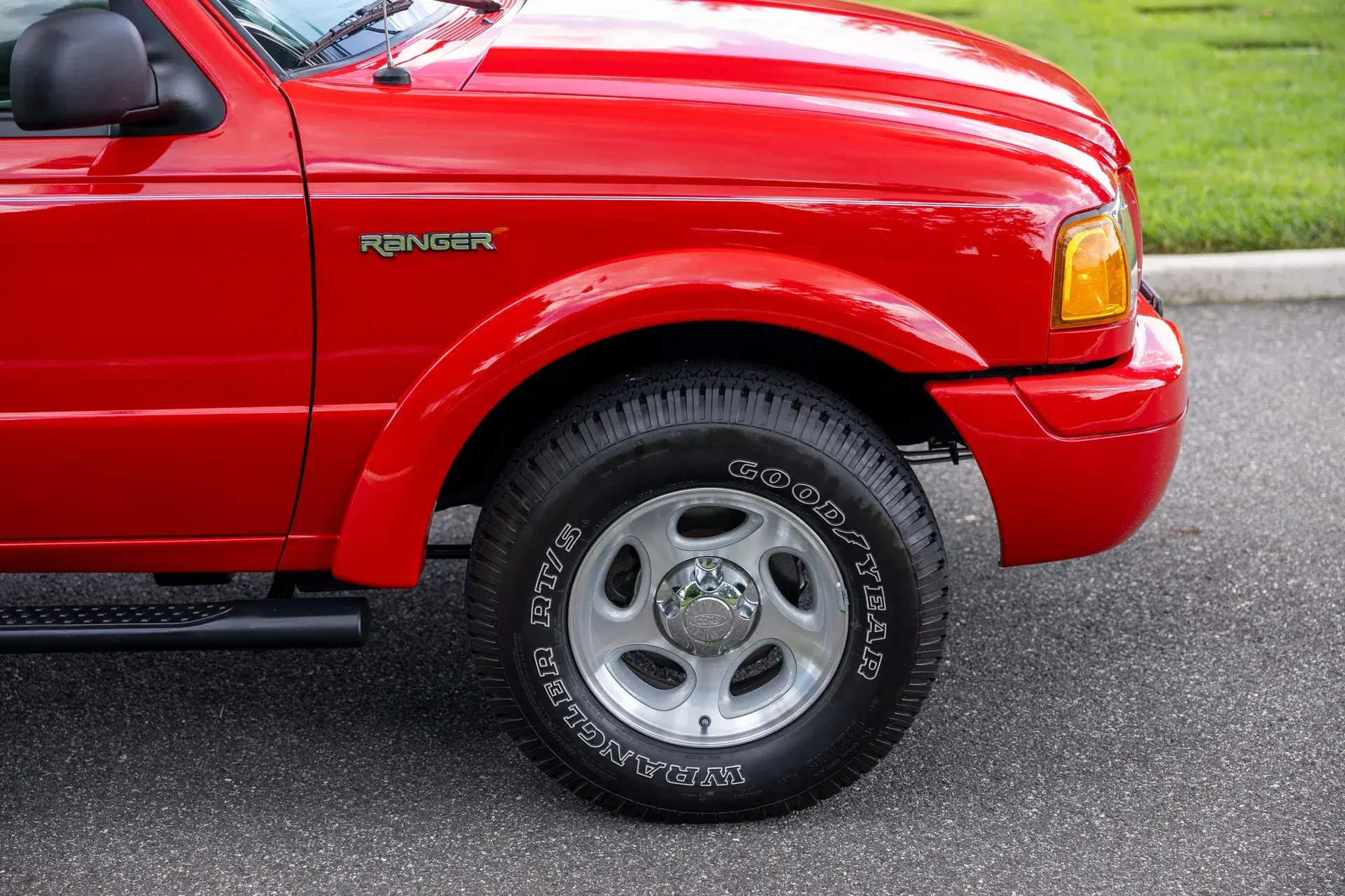 2k-Mile 2003 Ford Ranger Edge