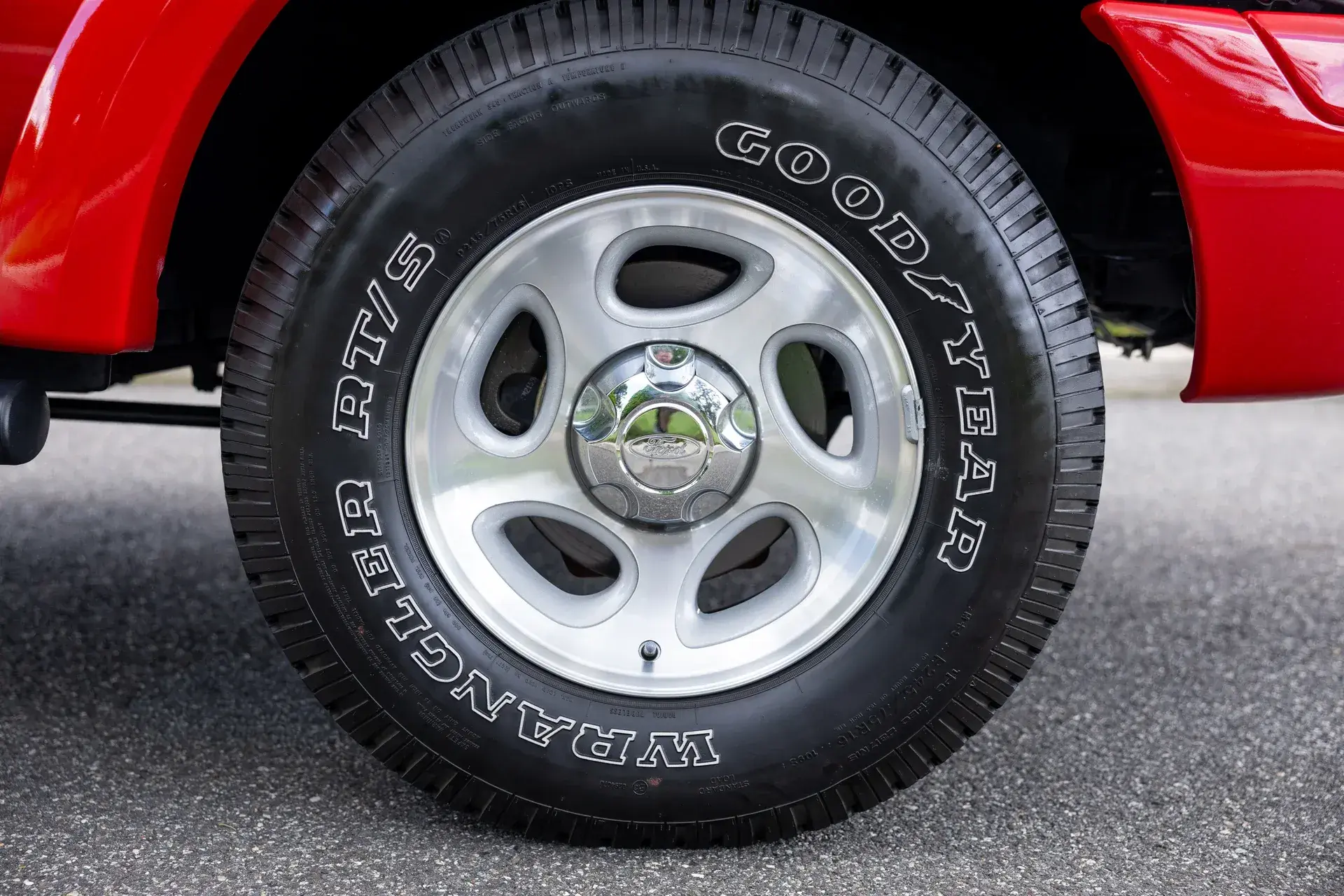 2k-Mile 2003 Ford Ranger Edge