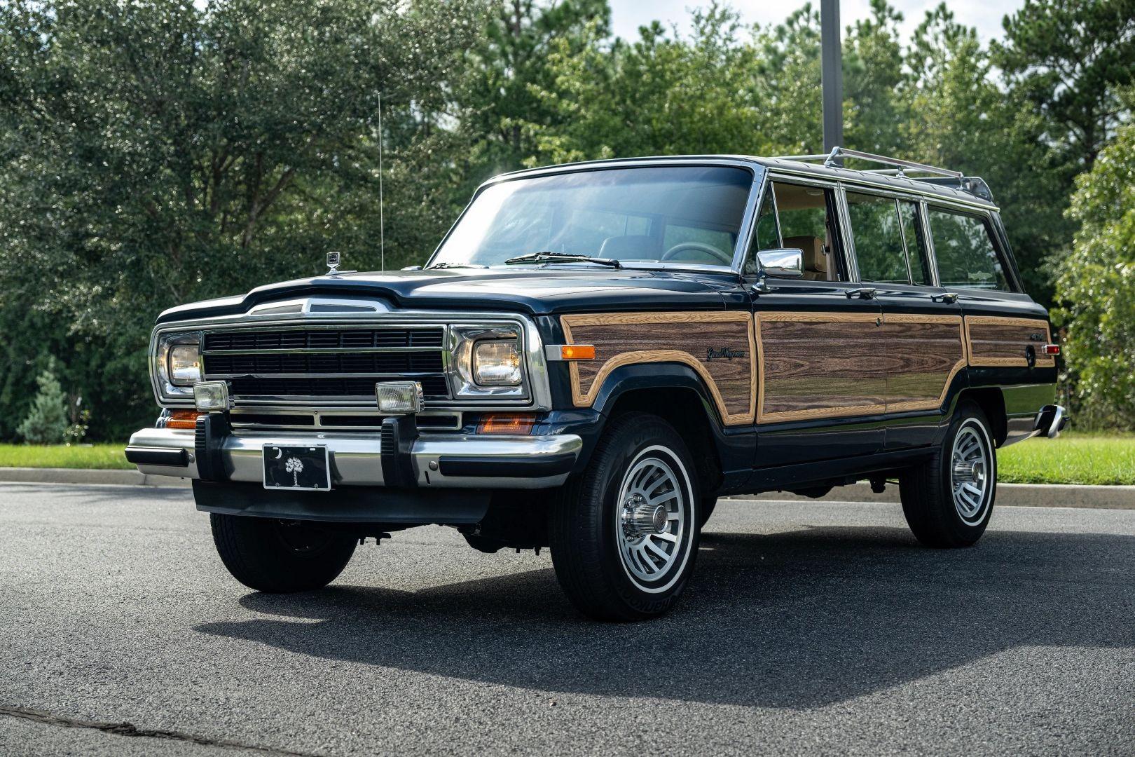 1988 Jeep Grand Wagoneer