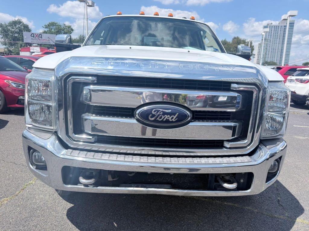 2012 Ford F-350 Super Duty Lariat - 3