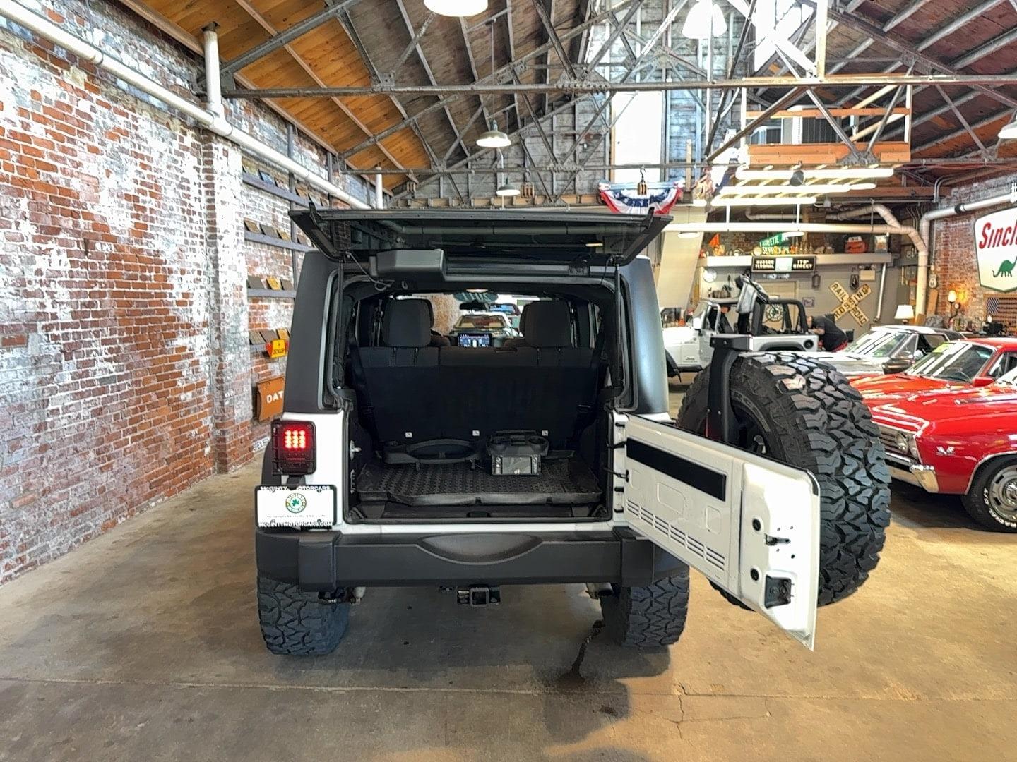 2011 Jeep Wrangler Unlimited Sport