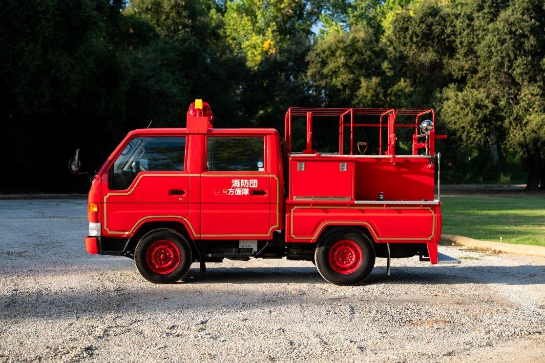 1995 Toyota Dyna Fire Truck - 2