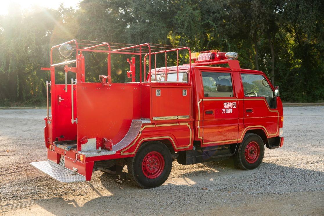 1995 Toyota Dyna Fire Truck