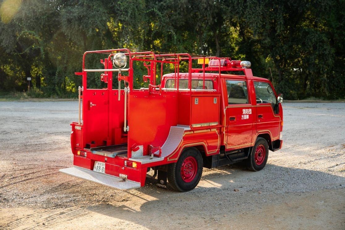 1995 Toyota Dyna Fire Truck