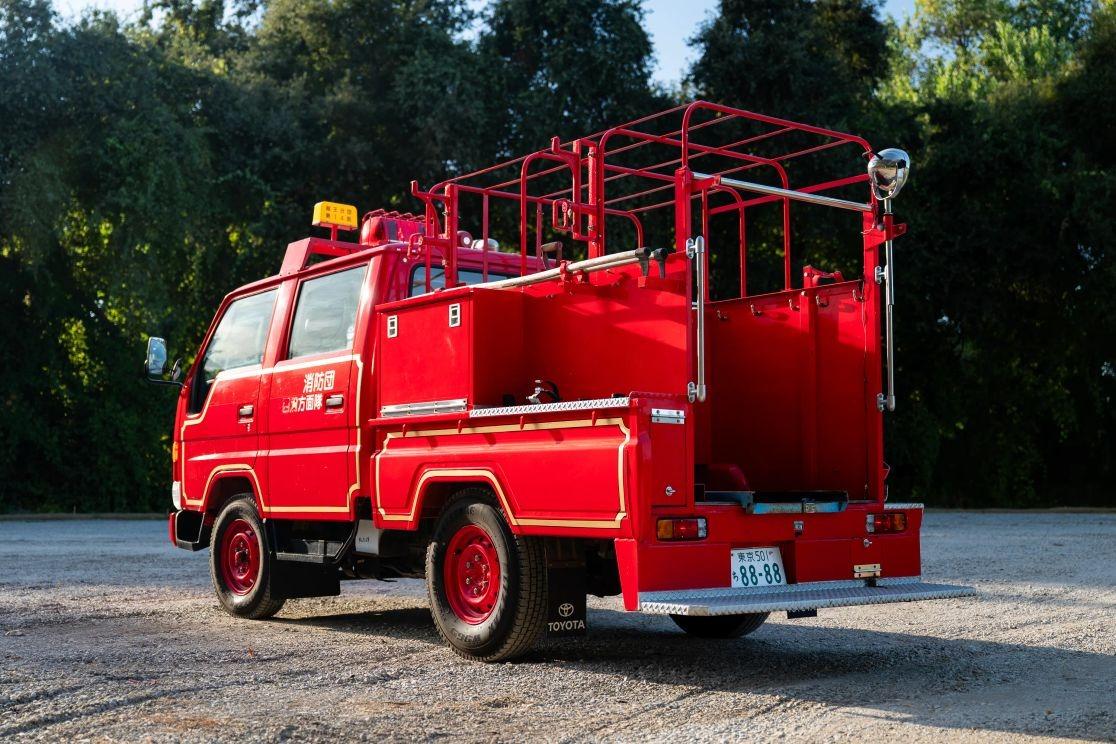 1995 Toyota Dyna Fire Truck