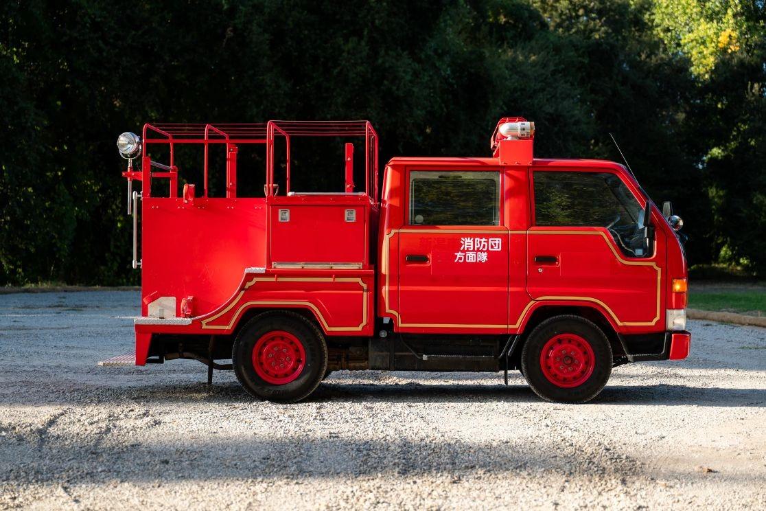 1995 Toyota Dyna Fire Truck