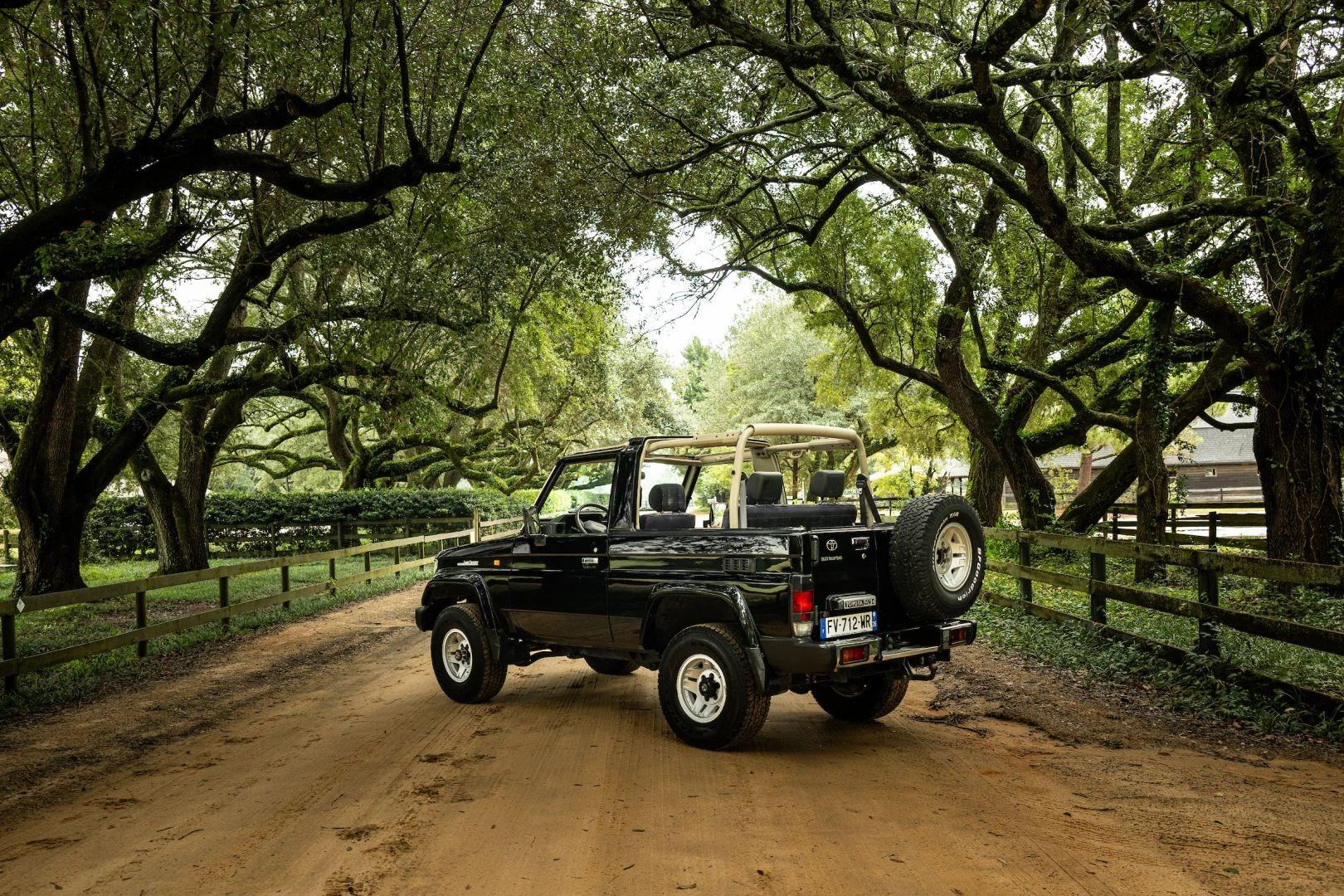 1994 Toyota Land Cruiser KZJ73 - 3