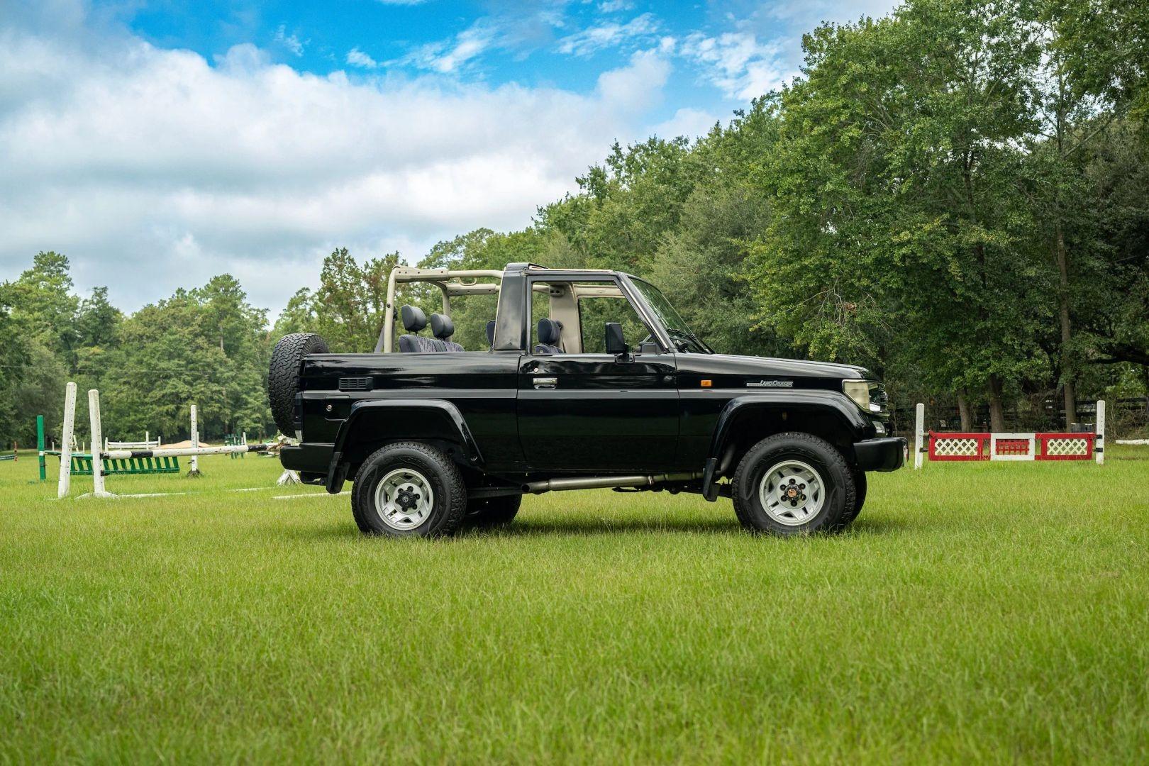 1994 Toyota Land Cruiser KZJ73 - 4