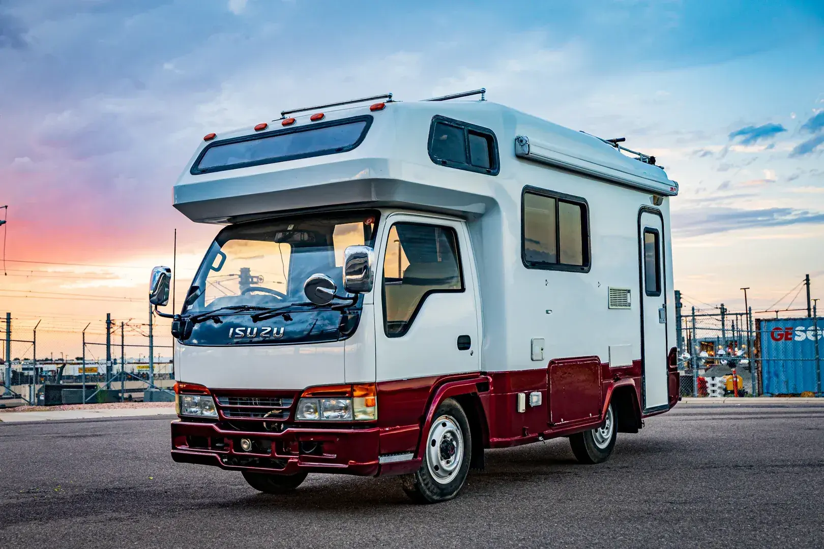  Isuzu Elf
