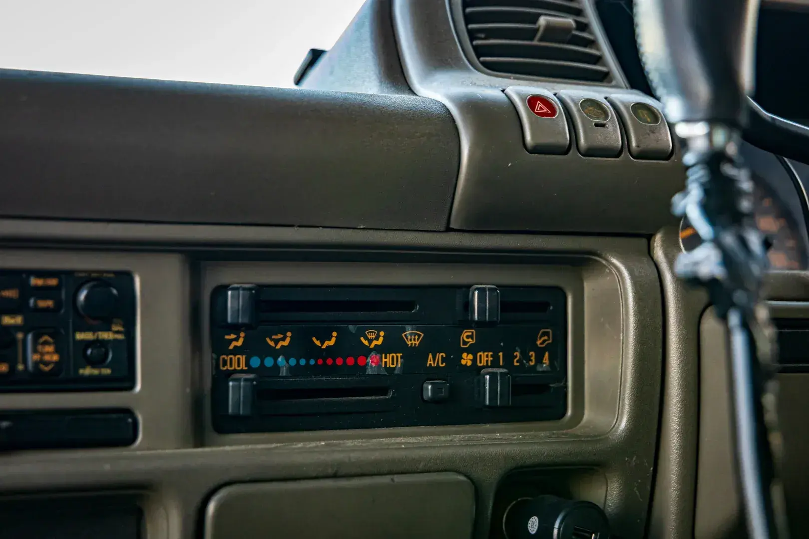 1997 Isuzu Elf Camper