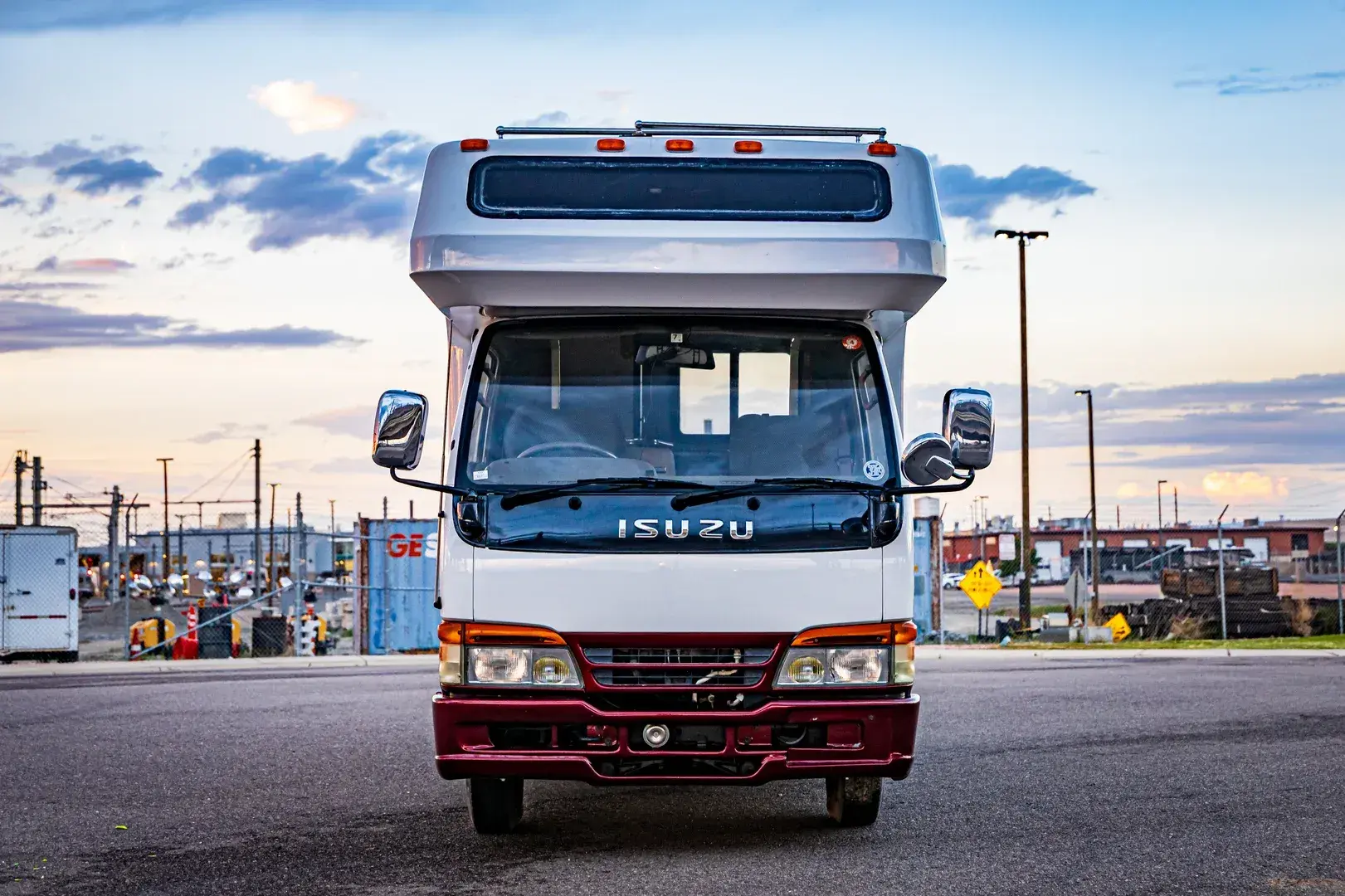 1997 Isuzu Elf Camper
