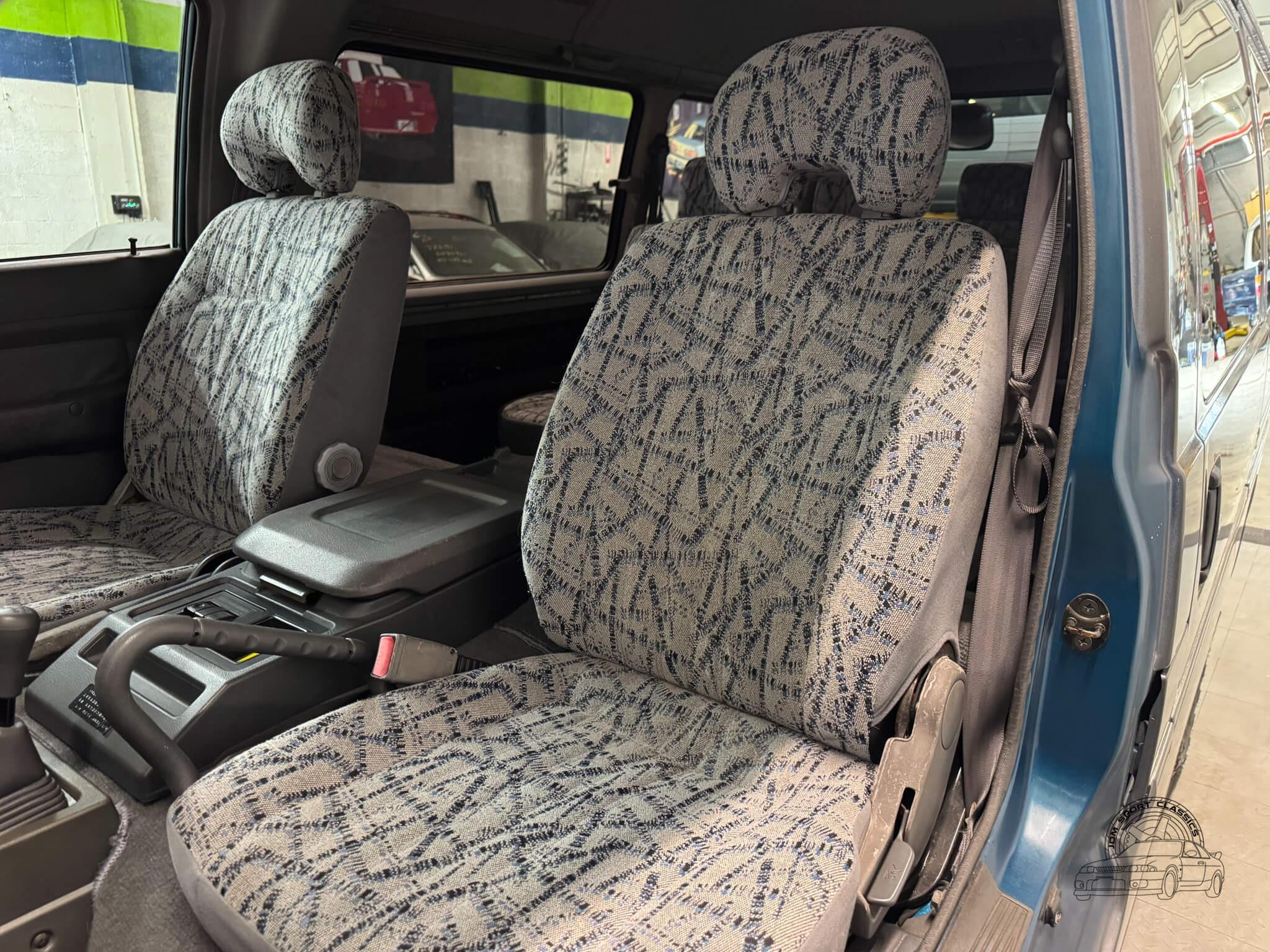 1996 Mitsubishi Delica Starwagon Active World
