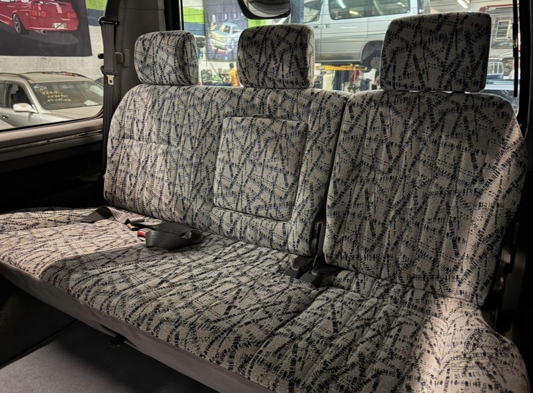 1996 Mitsubishi Delica Starwagon Active World