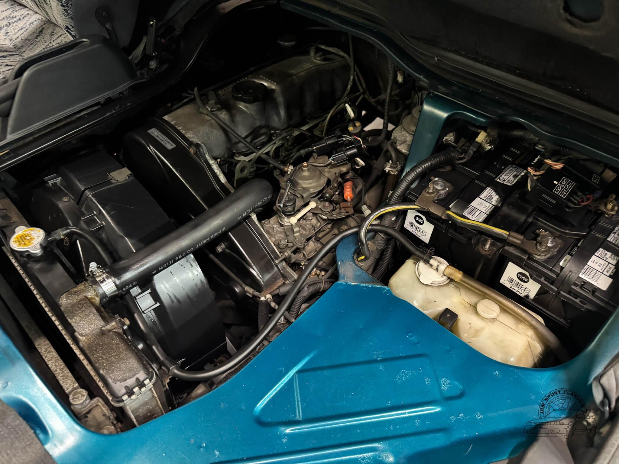 1996 Mitsubishi Delica Starwagon Active World