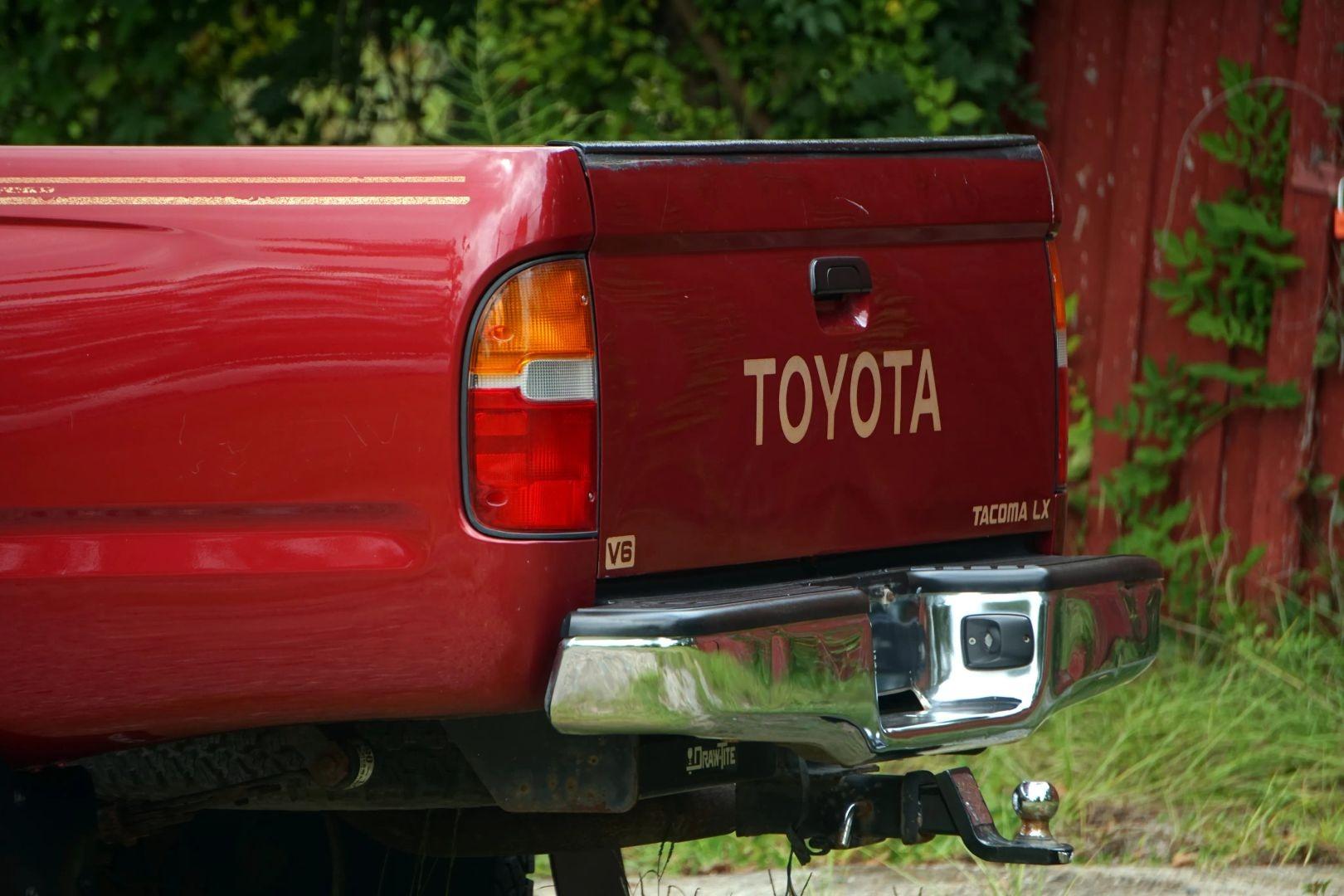 1996 Toyota Tacoma SR5 Xtracab