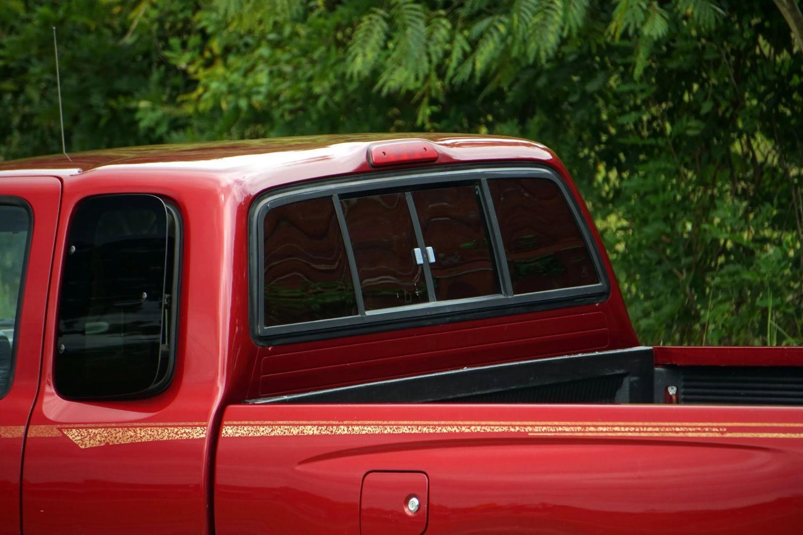 1996 Toyota Tacoma SR5 Xtracab