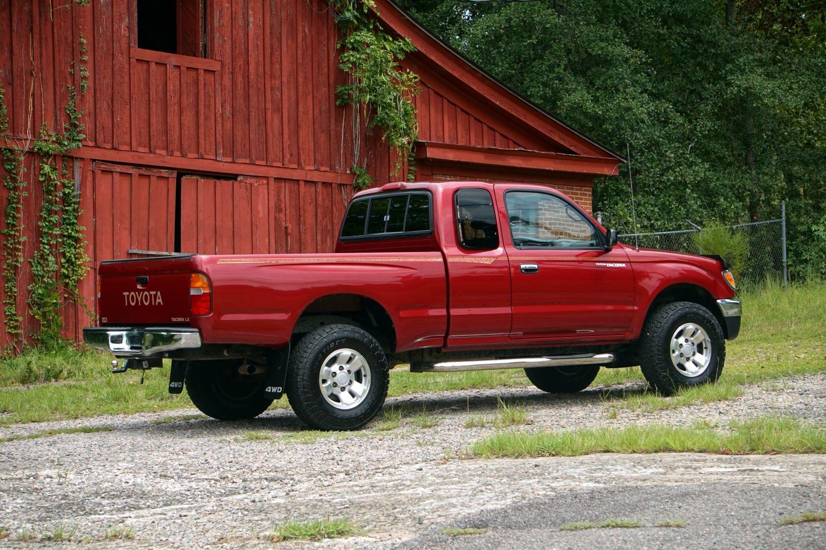 1996 Toyota Tacoma SR5 Xtracab