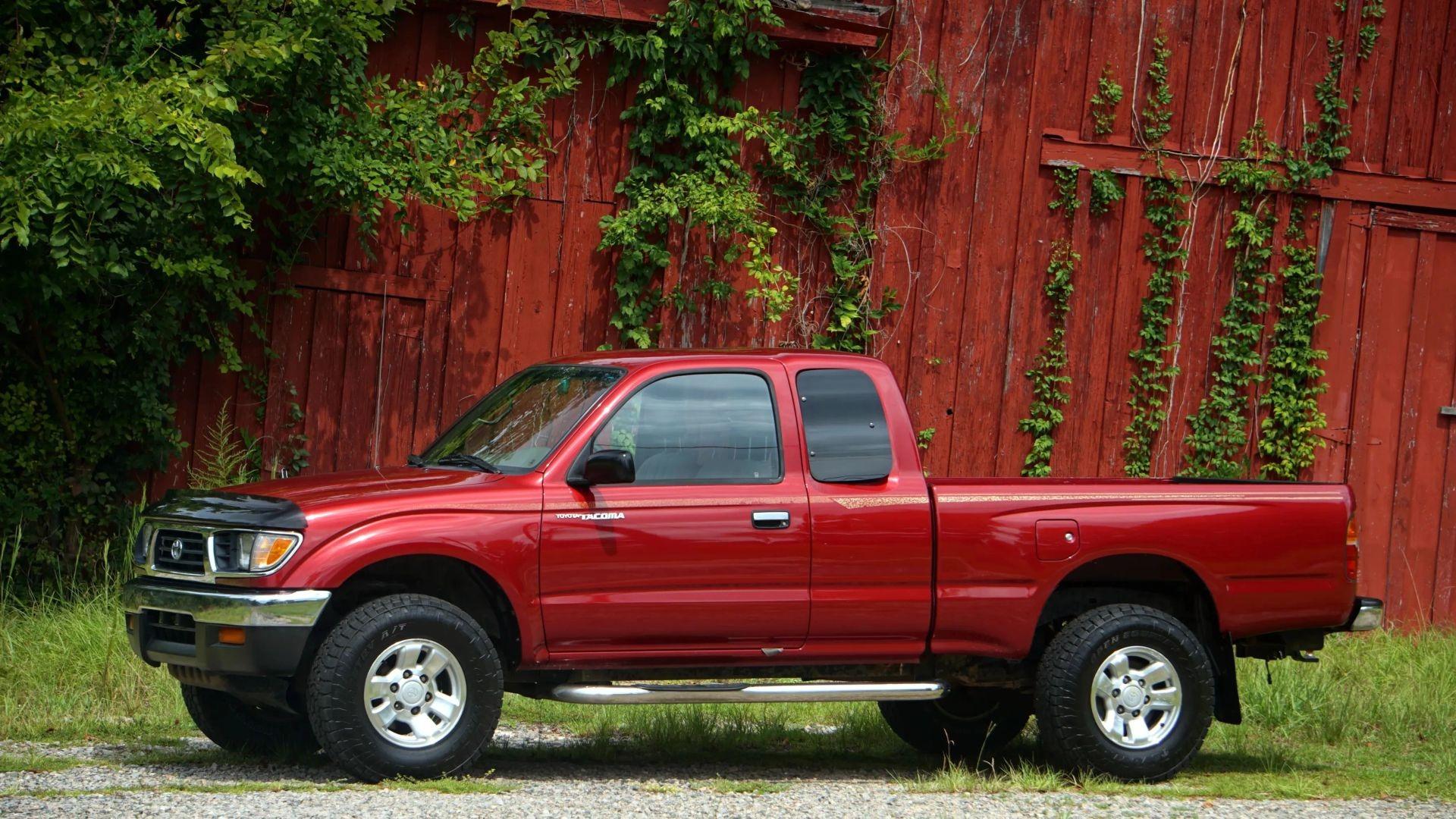 1996 Toyota Tacoma SR5 Xtracab - 3