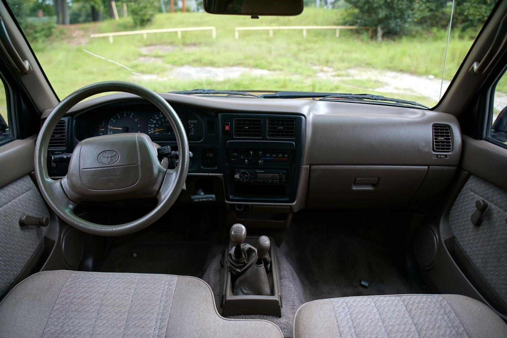 1996 Toyota Tacoma SR5 Xtracab